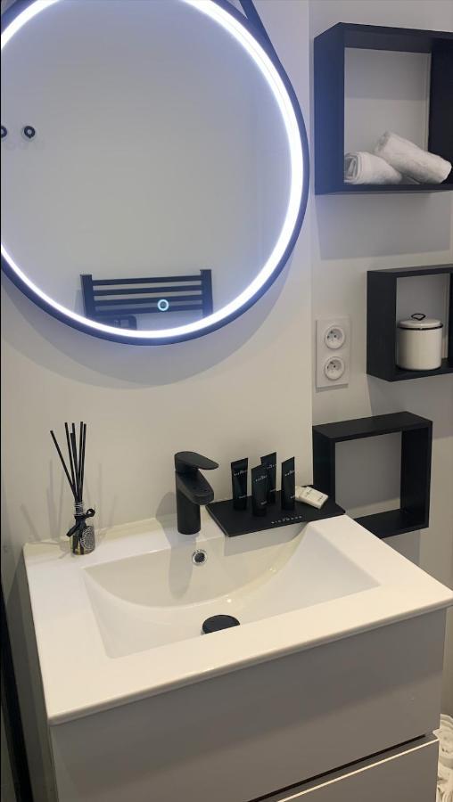 Appartement Vue Port Et Acces Direct Mer, Centre Ville De La Grande Motte Pres De Montpellier 外观 照片